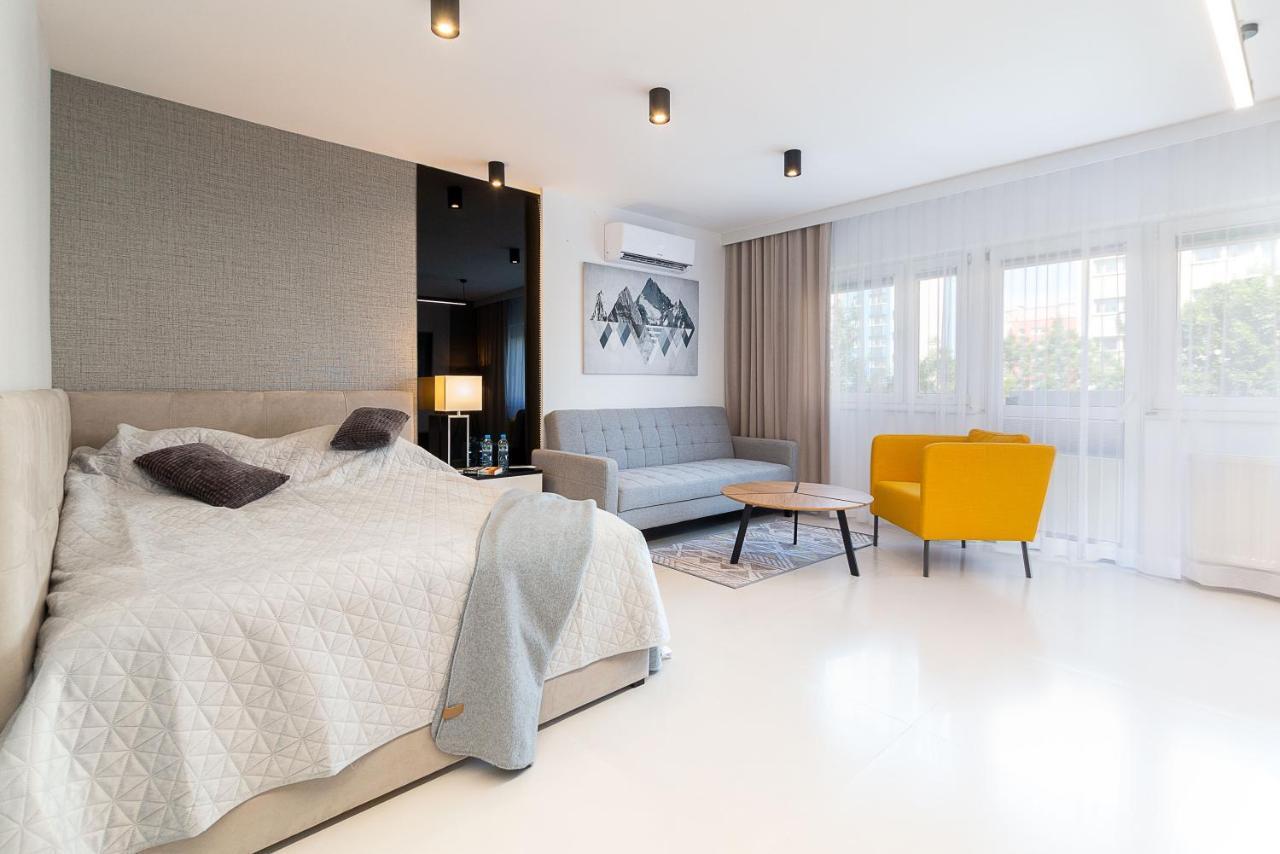 Studio Silesian Vip City Centrum Free Parking Забже Екстериор снимка