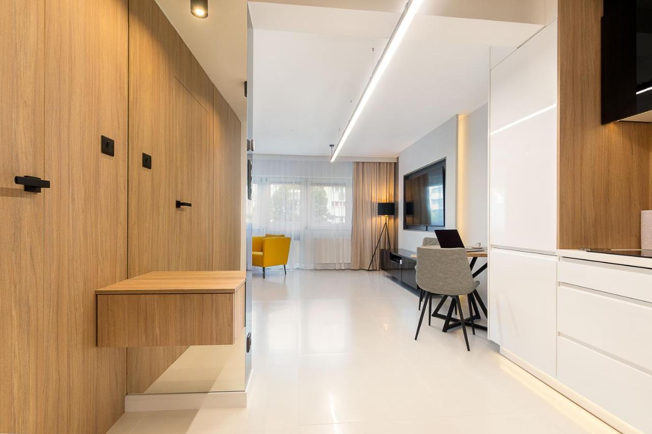 Studio Silesian Vip City Centrum Free Parking Забже Екстериор снимка