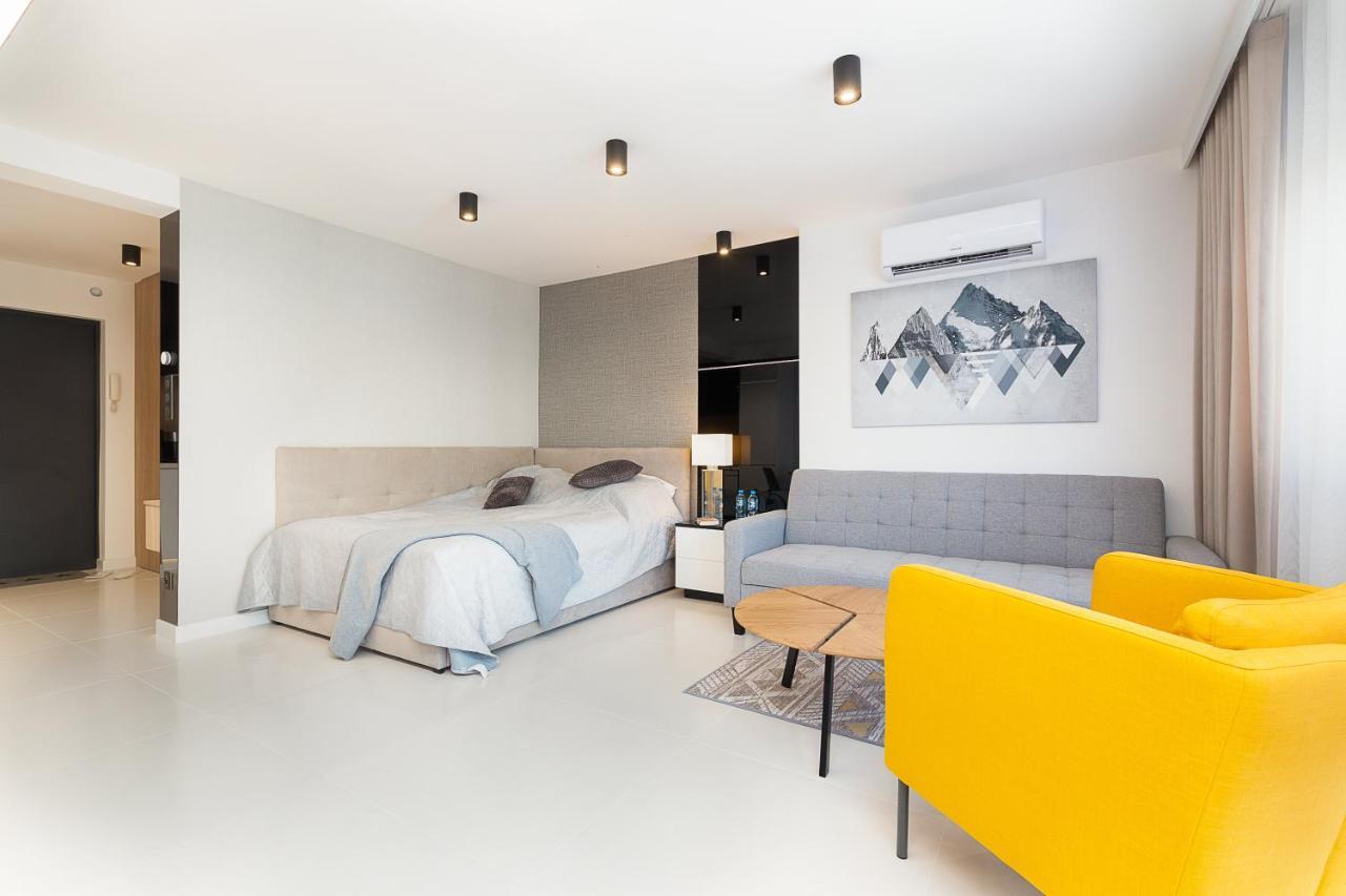 Studio Silesian Vip City Centrum Free Parking Забже Екстериор снимка